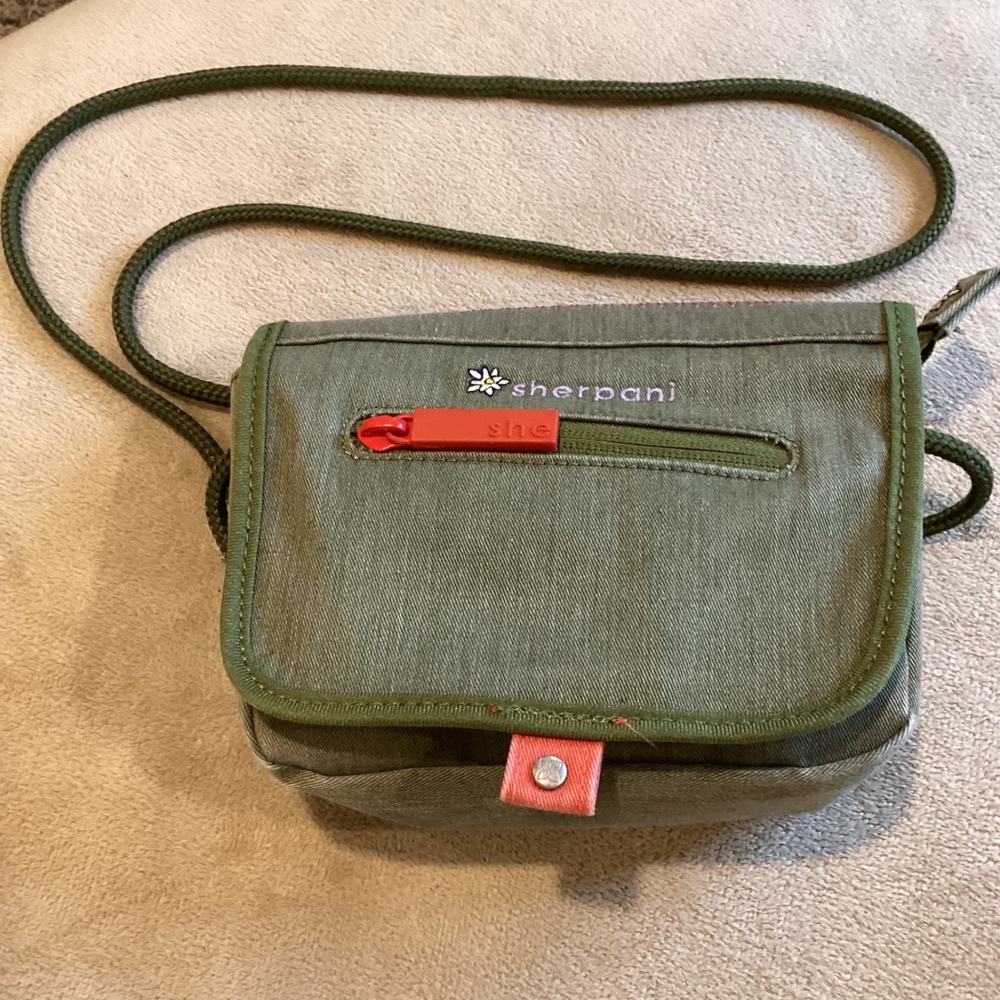 Sherpani Olive Green and‎ Orange Small Nylon Crossbody/Shoulder Bag
